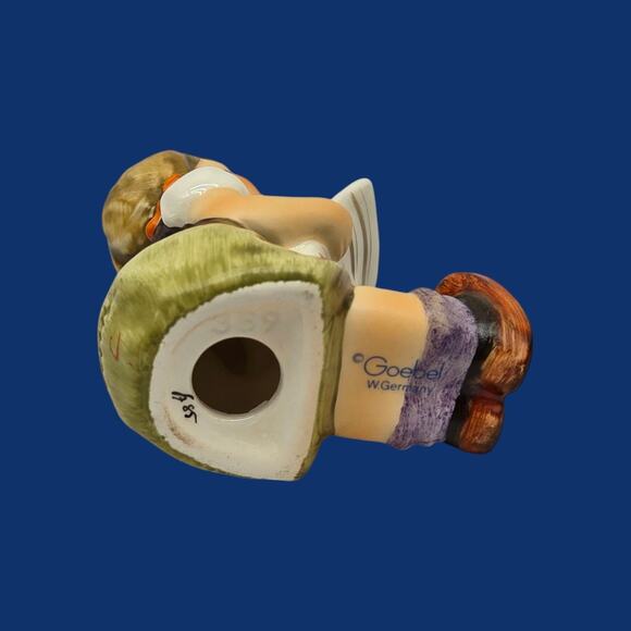 Hummel Figurines TMK-6 Boy Band Leader Hum 129 4/0 Girl Singing Music Sheet #389 - Picture 9 of 13